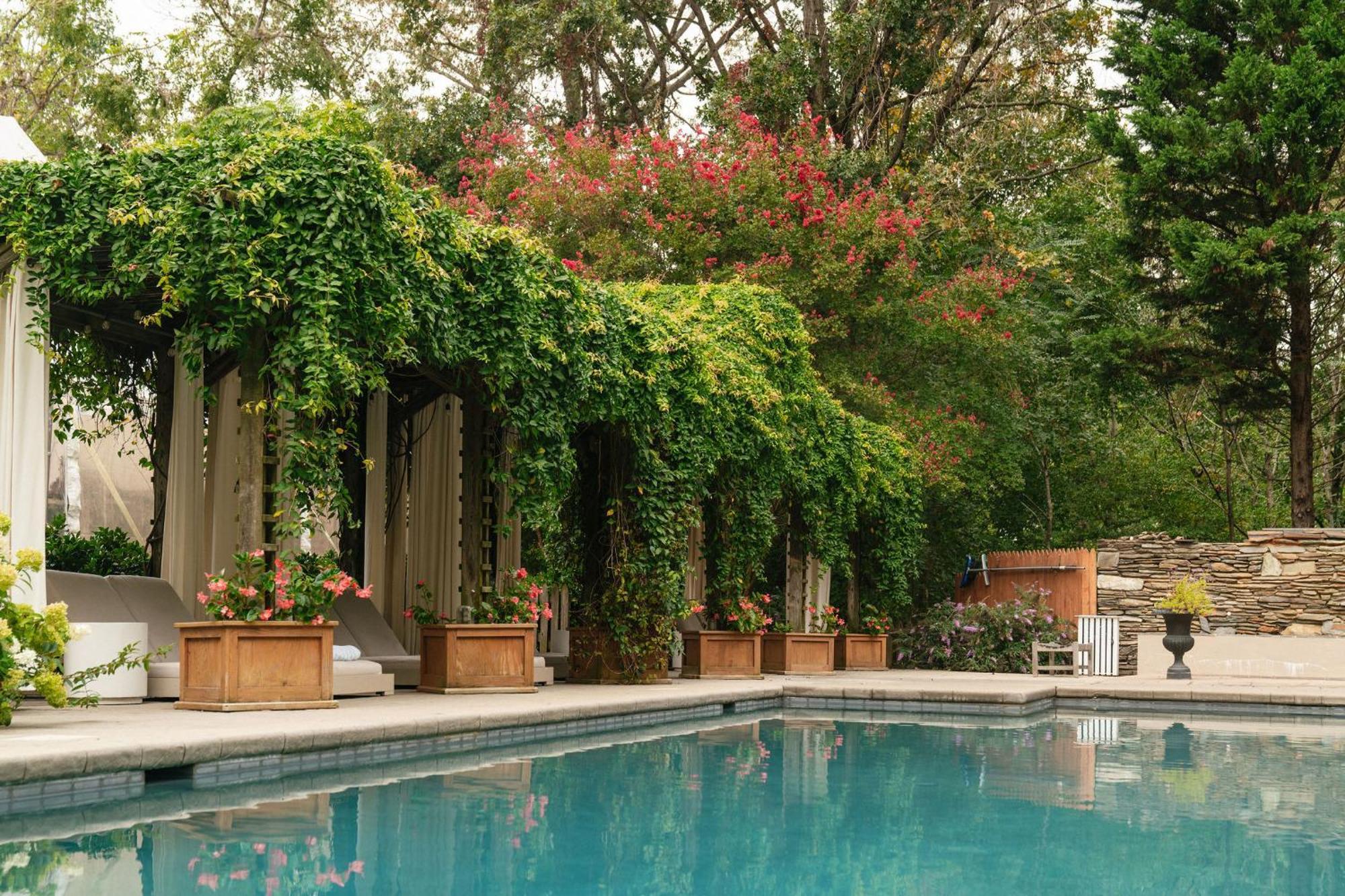 Hotel The Clifton Charlottesville Esterno foto
