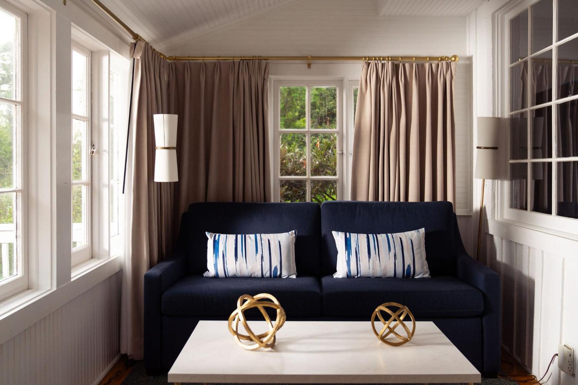 Hotel The Clifton Charlottesville Esterno foto