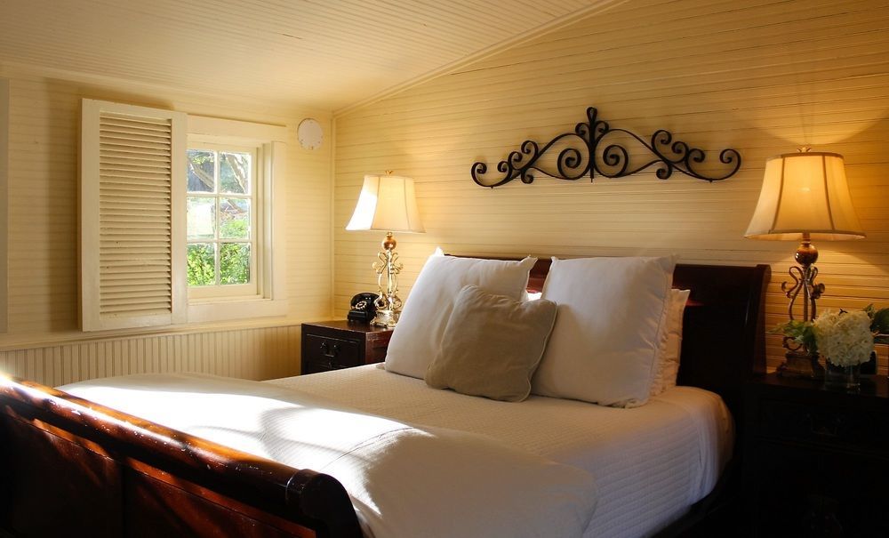 Hotel The Clifton Charlottesville Esterno foto